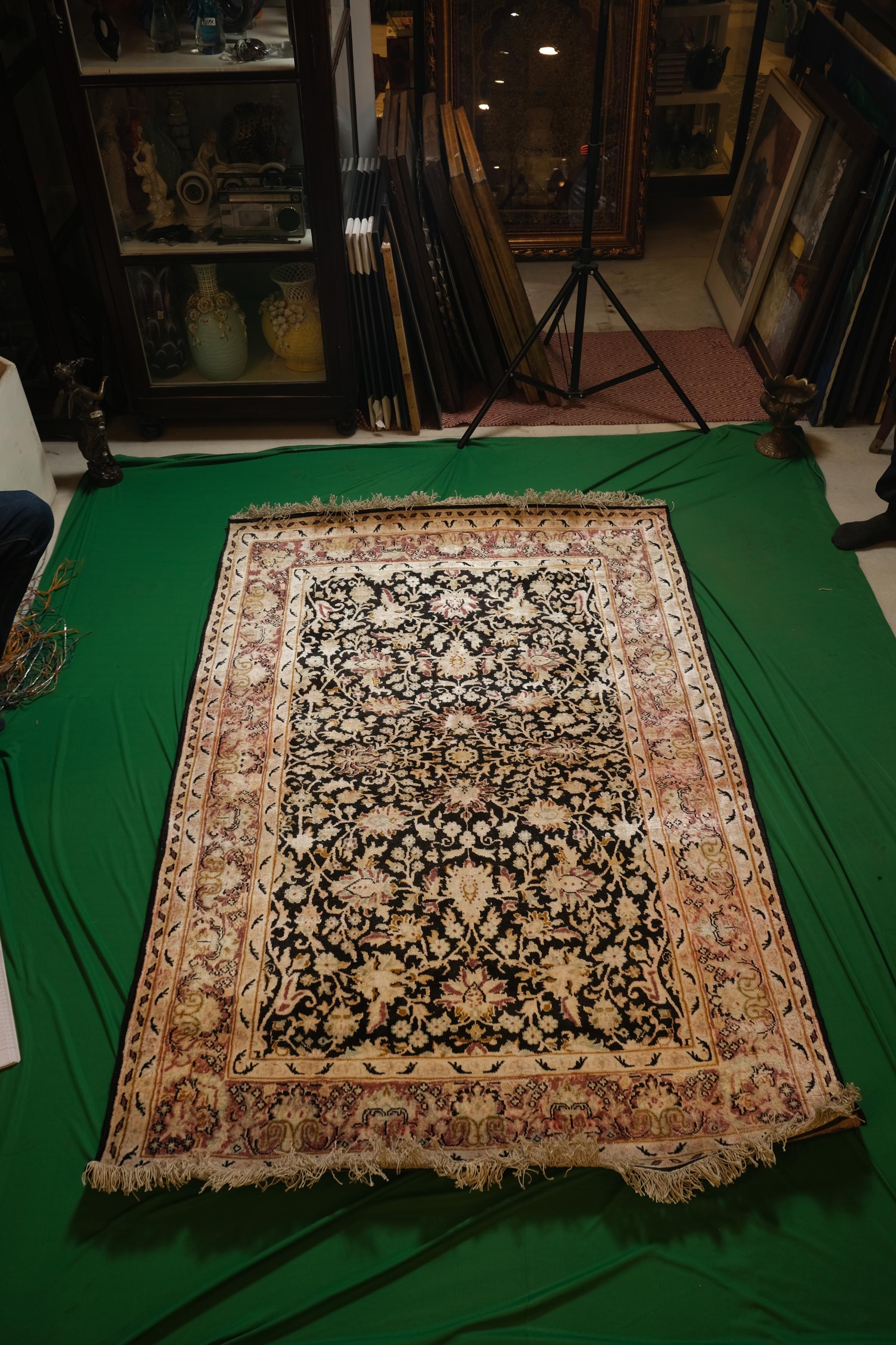 Hand-Knotted Kashmiri Cotton Silk Floral Medallion Runner Scroll