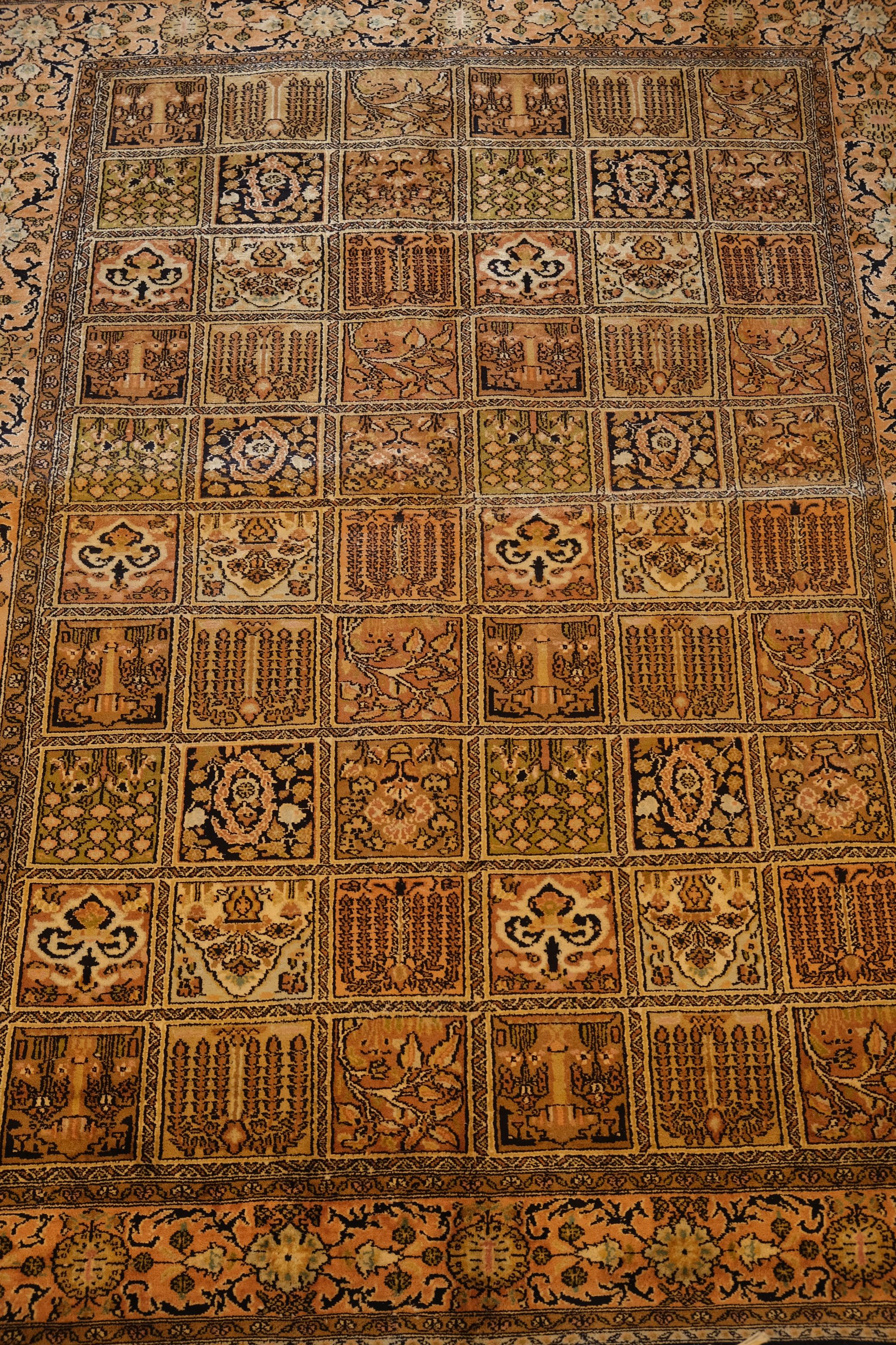 Hand-Knotted Kashmiri Bakhtiari Panel Design Runner Scroll