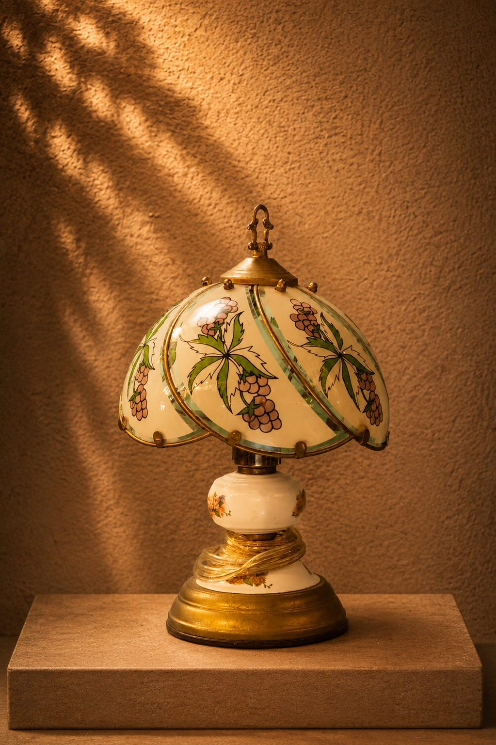 Vintage Slag Glass Mushroom Table Lamp